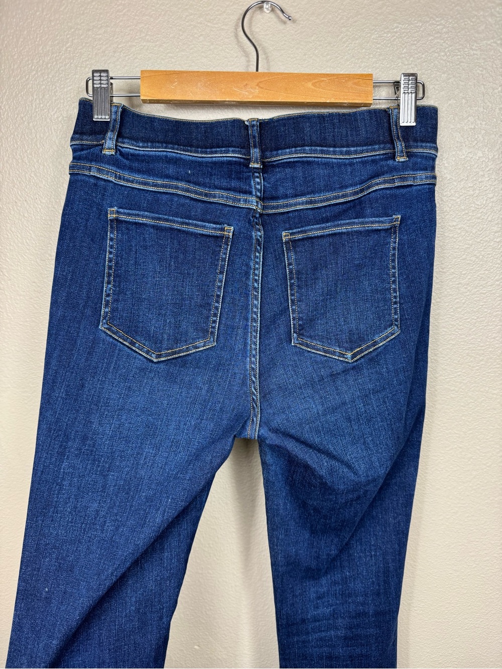 Spanx Flare Pull on Denim Jean Midnight Shade size small EUC A - Picture 10 of 13
